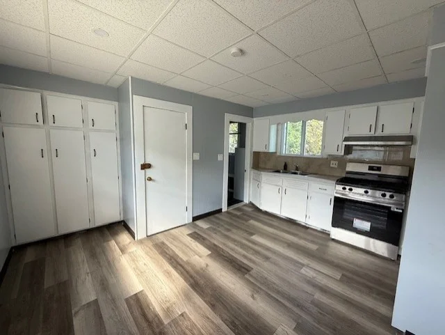 2 bed, 1 bath apartment for rent at 63 Whitman Unit 2, Malden — photo 4 of 6