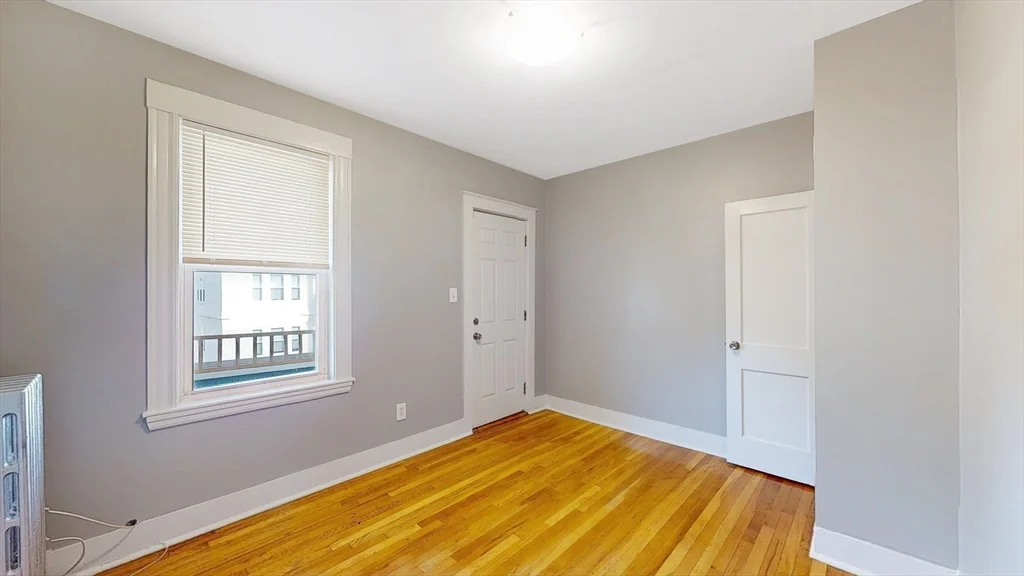 3 bed, 1 bath apartment for rent at 63 Whitten St Unit 3, Dorchester — photo 23 of 27