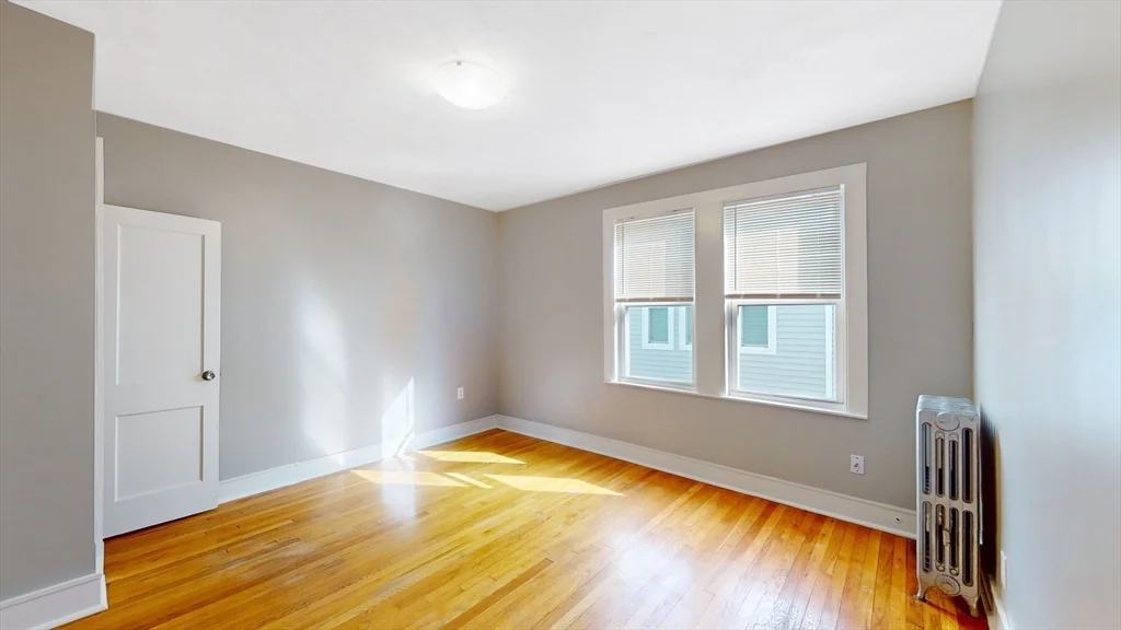 3 bed, 1 bath apartment for rent at 63 Whitten St Unit 3, Dorchester — photo 17 of 27