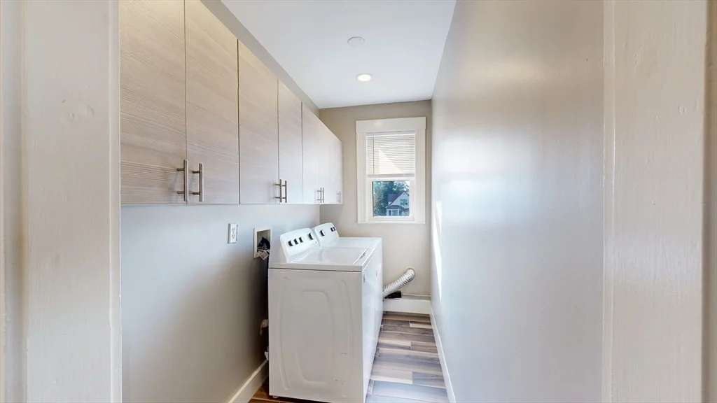 3 bed, 1 bath apartment for rent at 63 Whitten St Unit 3, Dorchester — photo 16 of 27