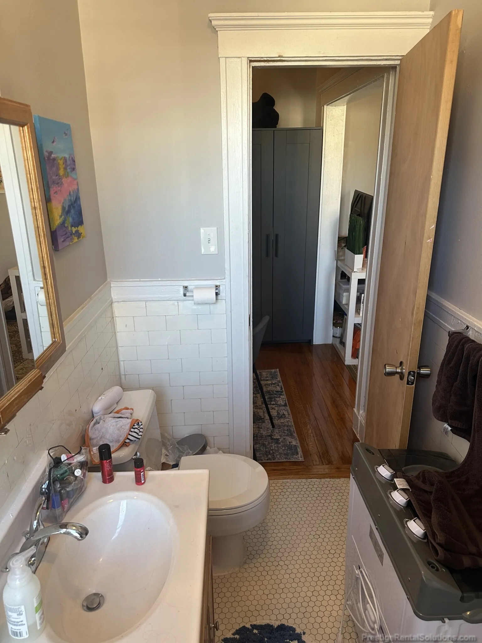 Studio bed, 1 bath apartment for rent at 63 Woodstock Ave Unit 12, Brighton — photo 9 of 12
