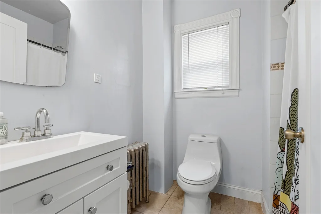 1 bed, 1 bath apartment for rent at 630 Centre St Unit 1F, Jamaica Plain — photo 7 of 12