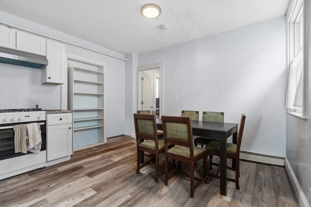 1 bed, 1 bath apartment for rent at 630 Centre St Unit 1F, Jamaica Plain — photo 3 of 12