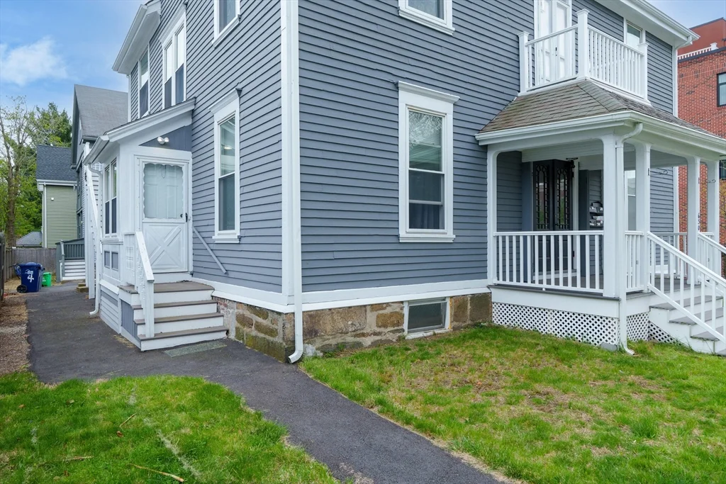 1 bed, 1 bath apartment for rent at 630 Centre St Unit 1F, Jamaica Plain — photo 11 of 12