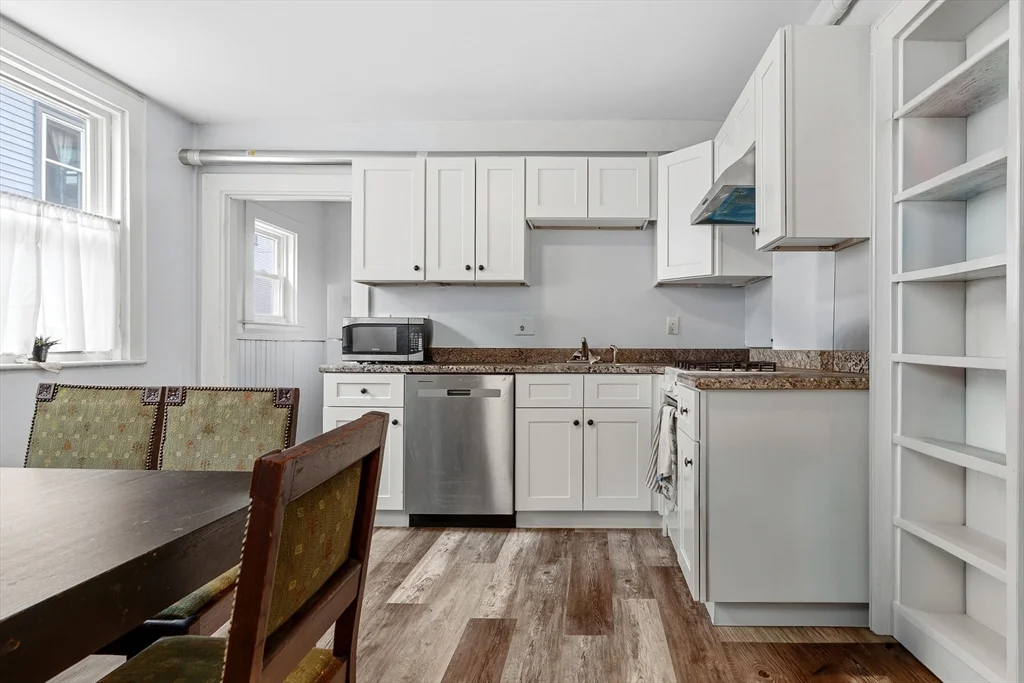 1 bed, 1 bath apartment for rent at 630 Centre St Unit 1F, Jamaica Plain — photo 2 of 12