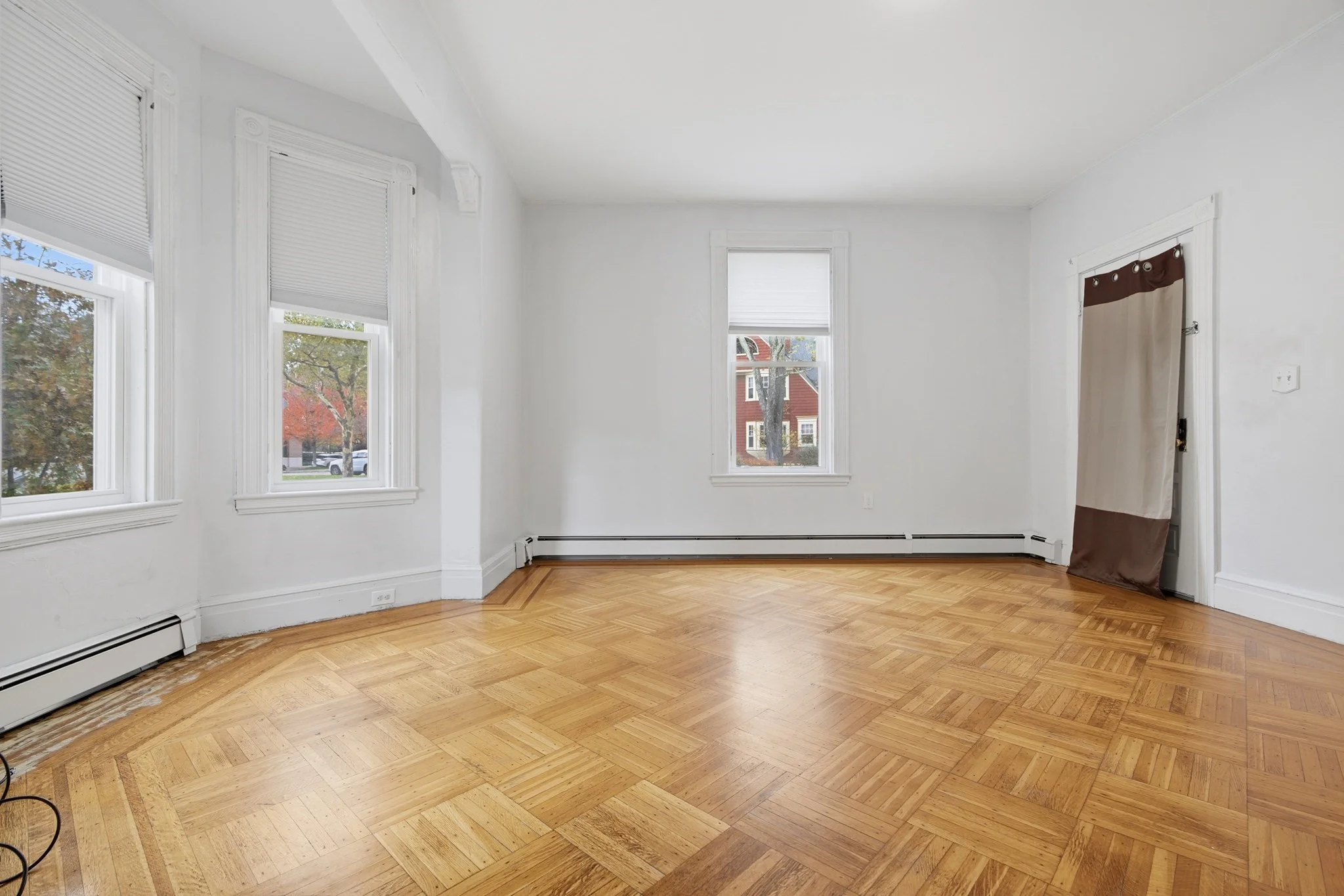 1 bed, 1 bath apartment for rent at 630 Centre St Unit 1R, Jamaica Plain — photo 4 of 14