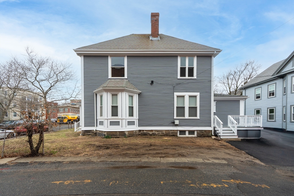 2 bed, 1 bath apartment for rent at 630 Centre St Unit 2, Jamaica Plain — photo 14 of 15