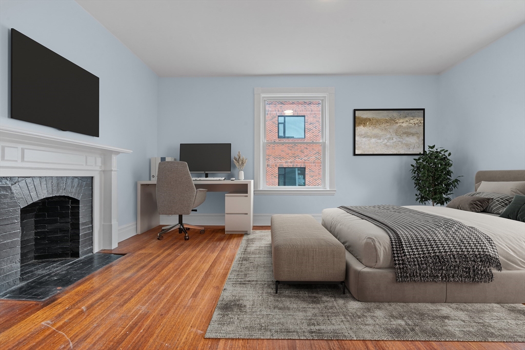 2 bed, 1 bath apartment for rent at 630 Centre St Unit 2, Jamaica Plain — photo 4 of 15