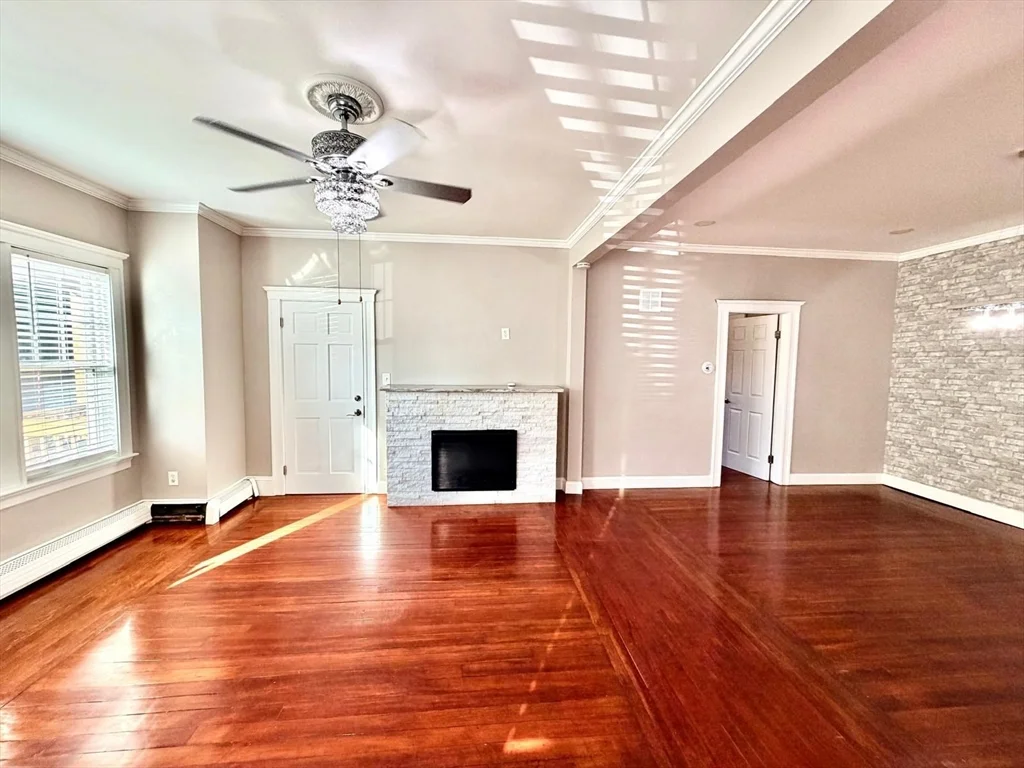 3 bed, 2 bath apartment for rent at 630 Lowell St Unit 630, Lawrence — photo 3 of 30