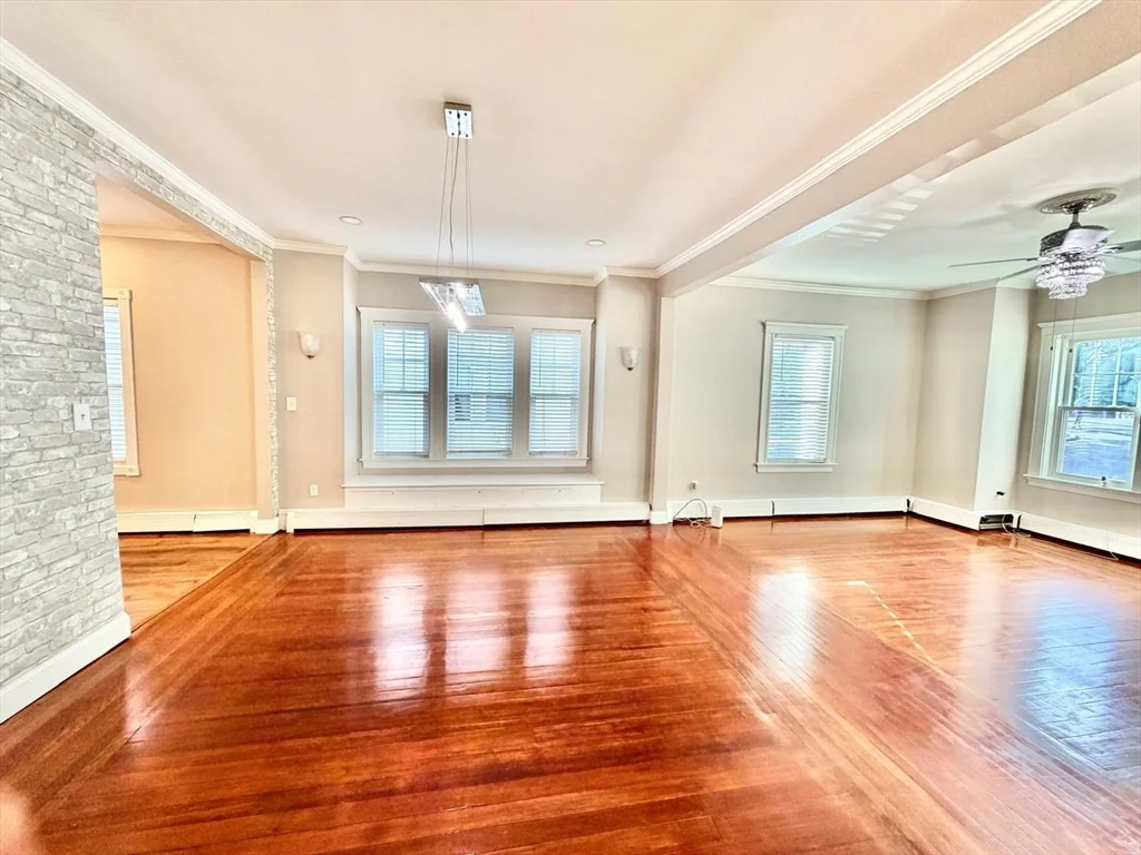 3 bed, 2 bath apartment for rent at 630 Lowell St Unit 630, Lawrence — photo 4 of 30