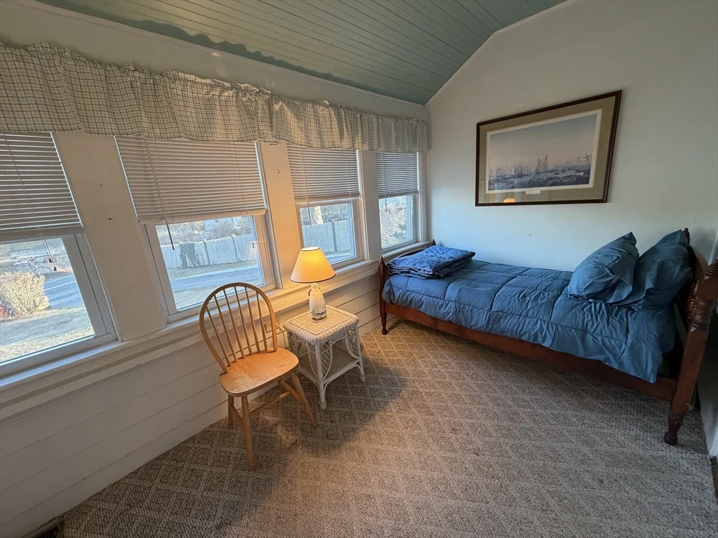 3 bed, 2 bath apartment for rent at 630 Washington St Unit SUMMER, Gloucester — photo 25 of 26