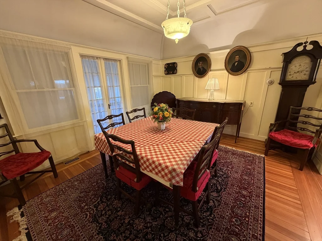 2 bed, 1 bath apartment for rent at 630 Washington St Unit WINTER, Gloucester — photo 8 of 28