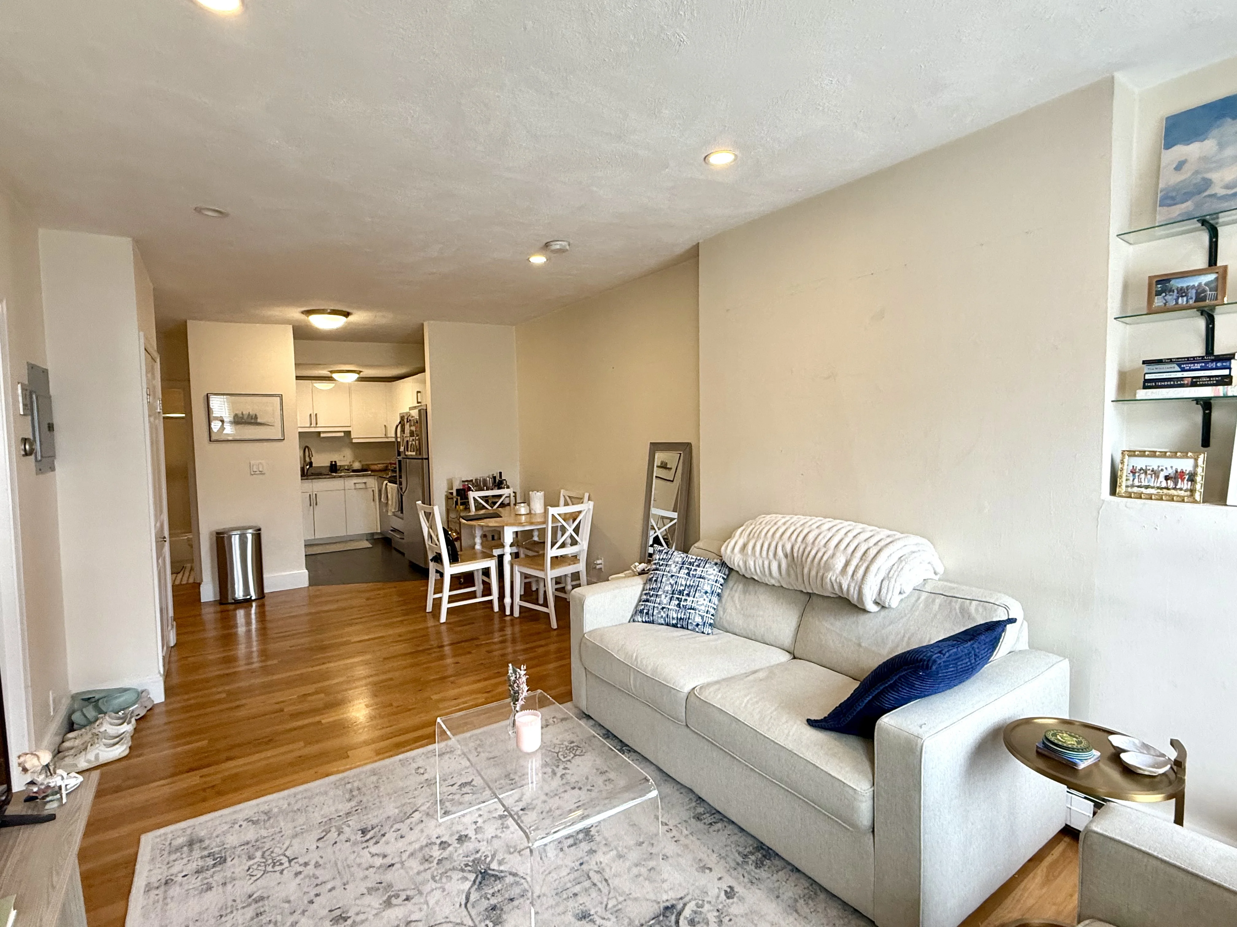 1 bed, 1 bath apartment for rent at 631 Tremont St Unit 3, South End — photo 8 of 13