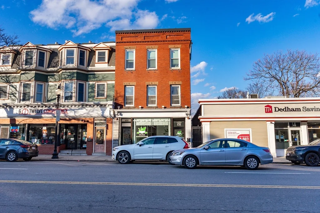 2 bed, 1 bath apartment for rent at 632 E Broadway Unit 4, South Boston — photo 20 of 20