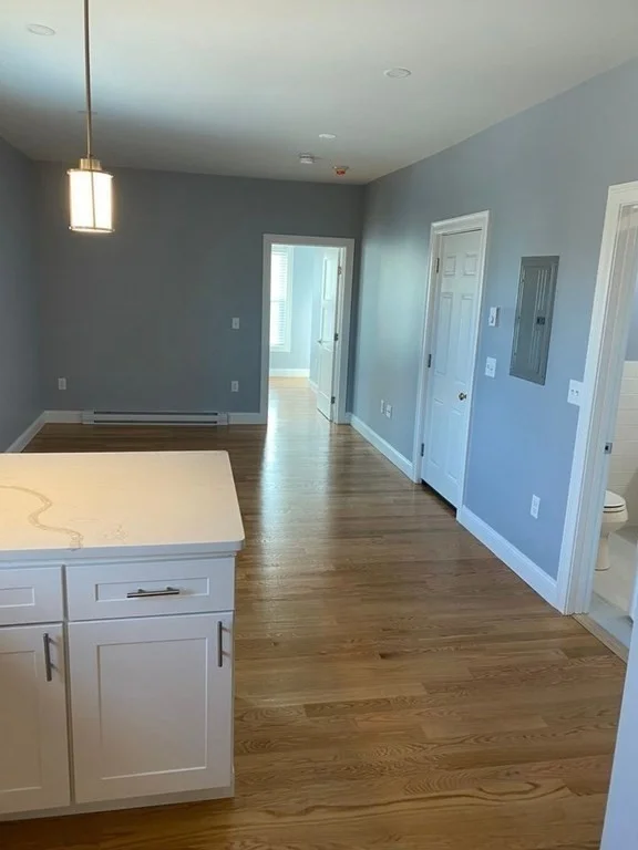 2 bed, 2 bath apartment for rent at 632 E Broadway Unit 5, South Boston — photo 3 of 13