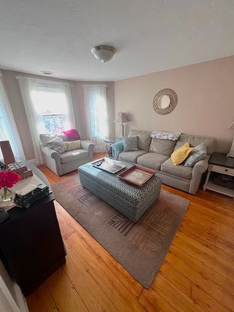 2 bed, 1 bath apartment for rent at 632 East 7th Unit 2, South Boston