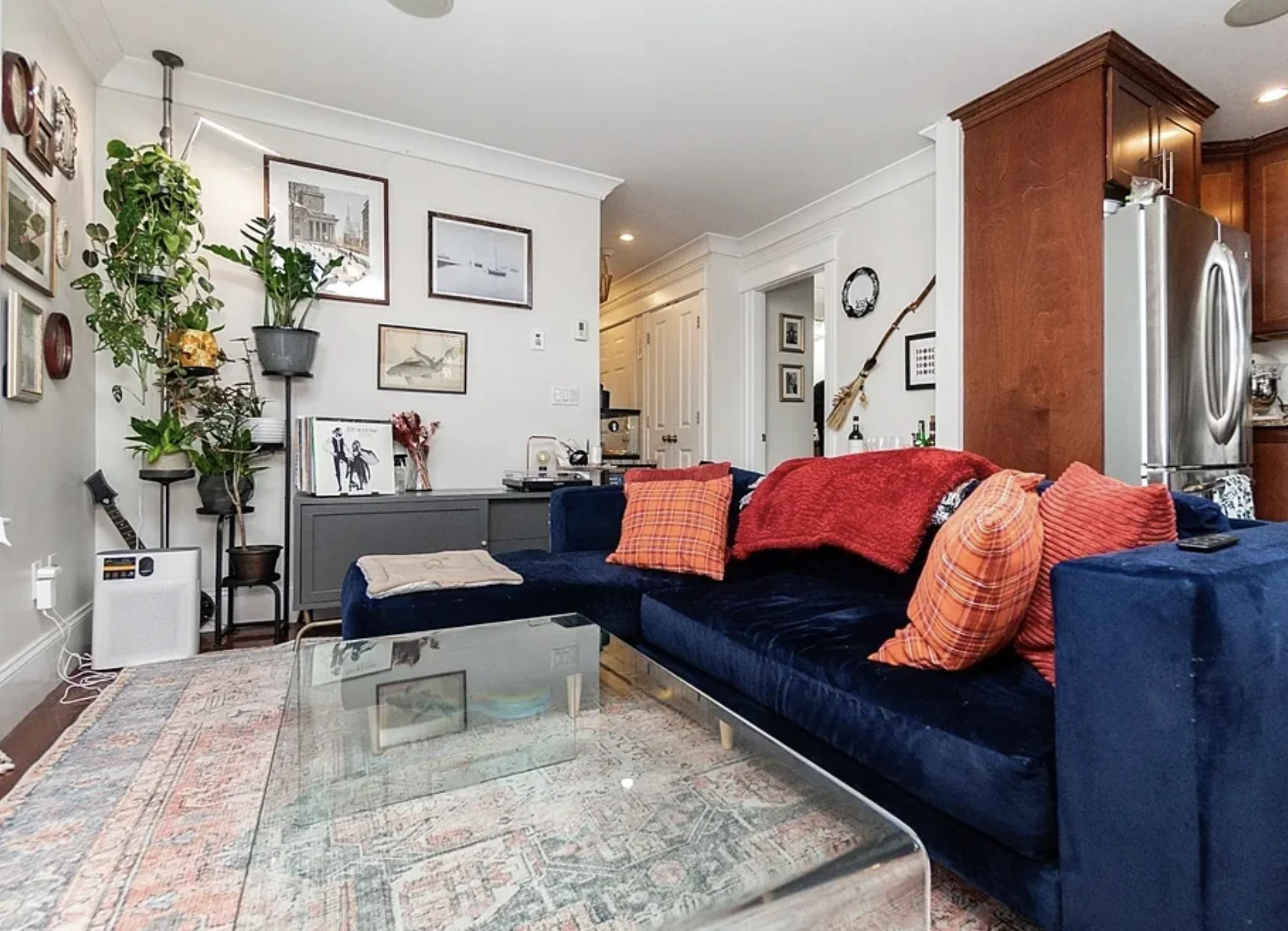 2 bed, 1 bath apartment for rent at 632 E Broadway Unit 4, South Boston — photo 11 of 16
