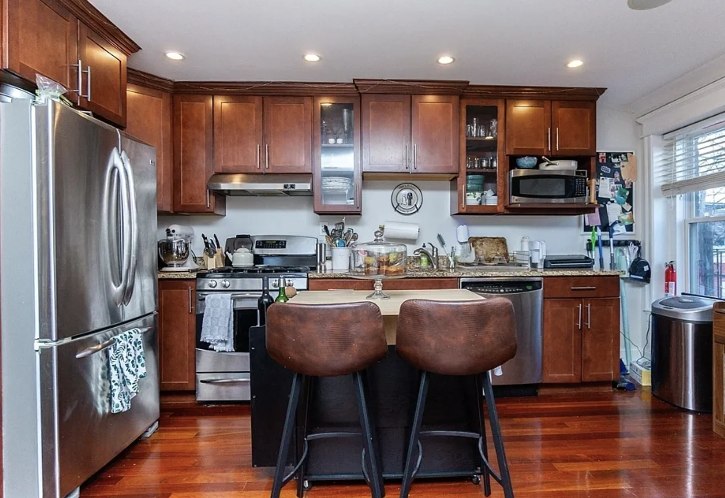 2 bed, 1 bath apartment for rent at 632 E Broadway Unit 4, South Boston — photo 14 of 16