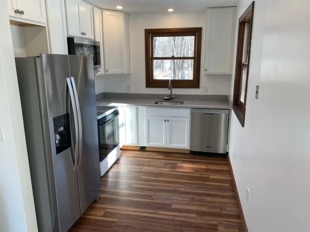 3 bed, 1 bath apartment for rent at 632 Warren Wright Rd Unit B, Belchertown — photo 4 of 14