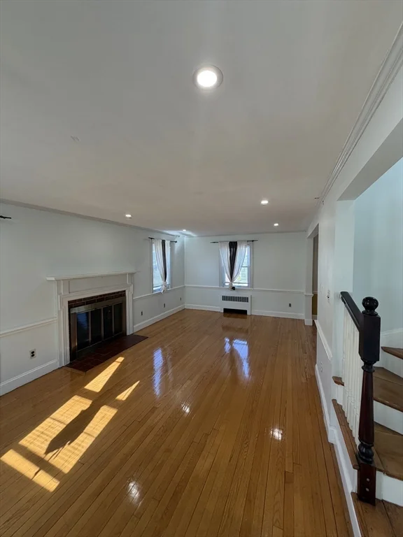 4 bed, 3 bath apartment for rent at 632 West Roxbury Pkwa, Roslindale — photo 4 of 10
