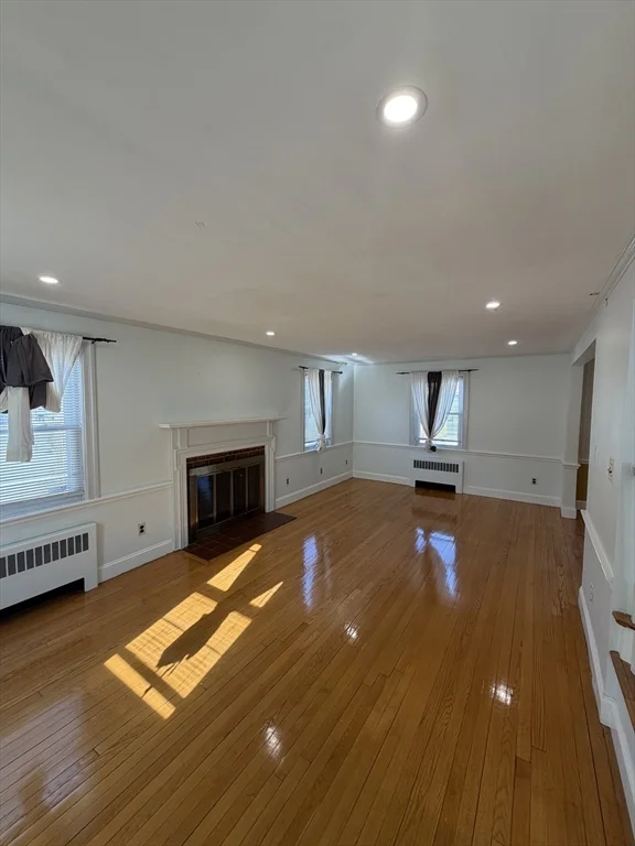 4 bed, 3 bath apartment for rent at 632 West Roxbury Pkwa, Roslindale — photo 3 of 10