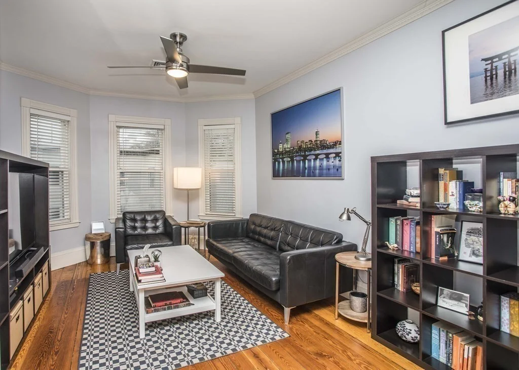 3 bed, 2 bath apartment for rent at 633 Dorchester Ave Unit 3, South Boston — photo 5 of 15