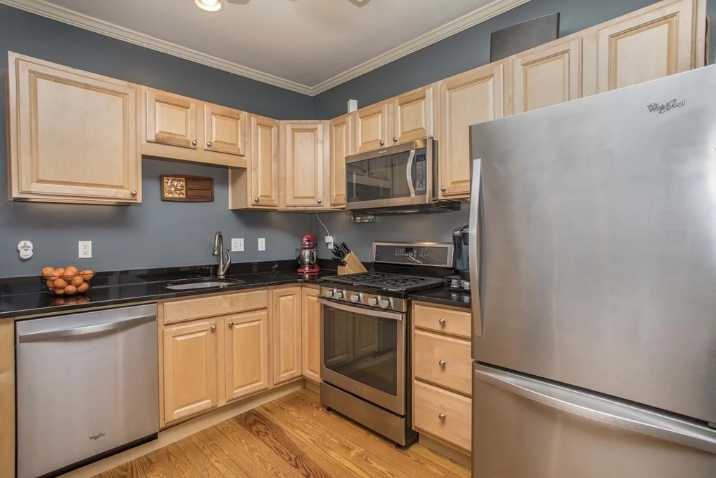 3 bed, 2 bath apartment for rent at 633 Dorchester Ave Unit 3, South Boston — photo 1 of 15