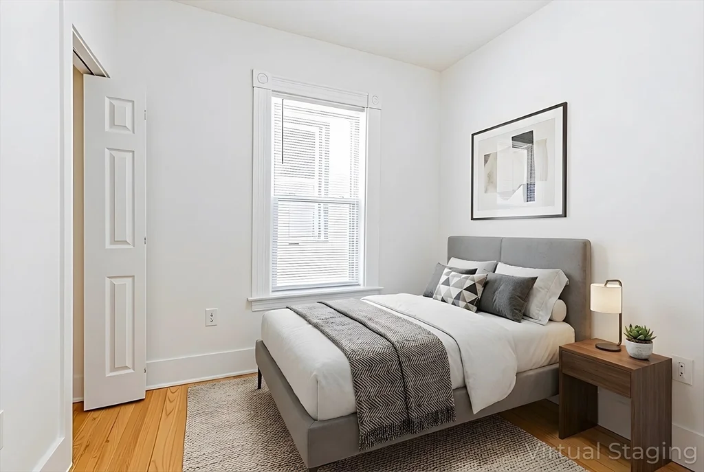 4 bed, 2 bath apartment for rent at 633 East 6th St Unit 3, South Boston — photo 2 of 15
