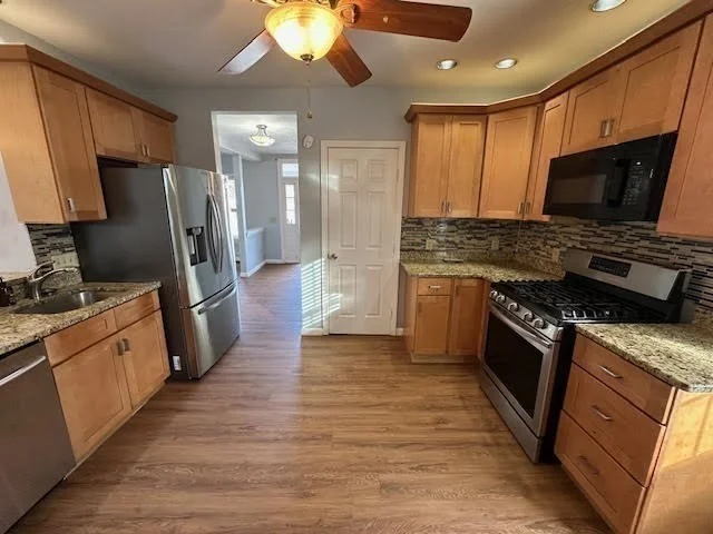 4 bed, 2 bath apartment for rent at 633 Plantation St, Worcester — photo 16 of 42