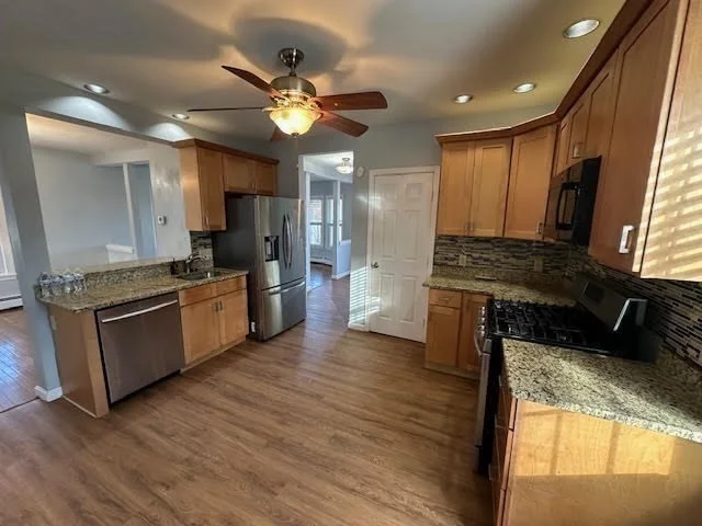 4 bed, 2 bath apartment for rent at 633 Plantation St, Worcester — photo 14 of 42