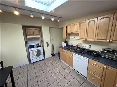 2 bed, 1 bath apartment for rent at 633 Somerville Ave Unit 2, Spring Hill — photo 1 of 17