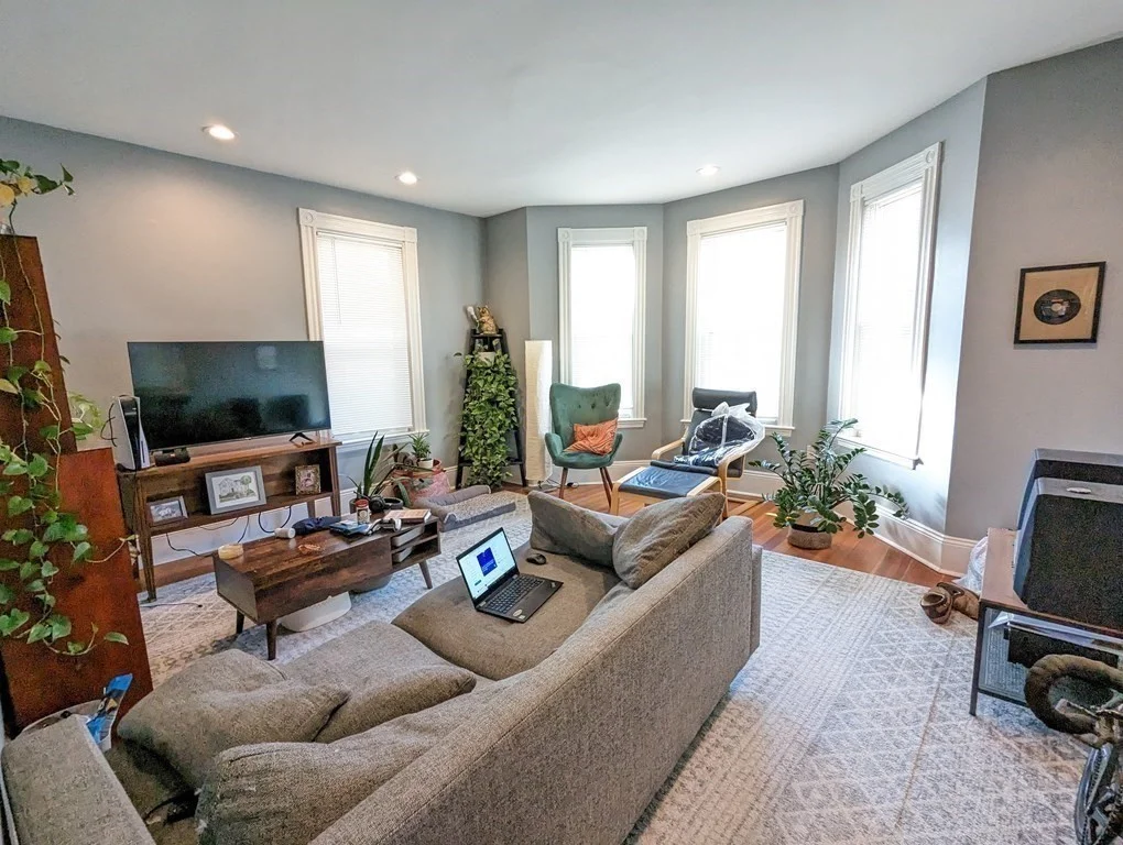 3 bed, 1 bath apartment for rent at 634 Dorchester Ave Unit 1, South Boston