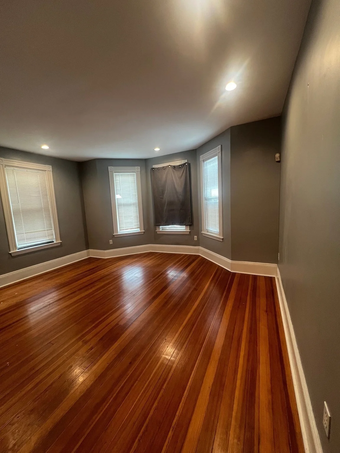 3 bed, 1 bath apartment for rent at 634 Dorchester Ave Unit 1, South Boston — photo 12 of 14