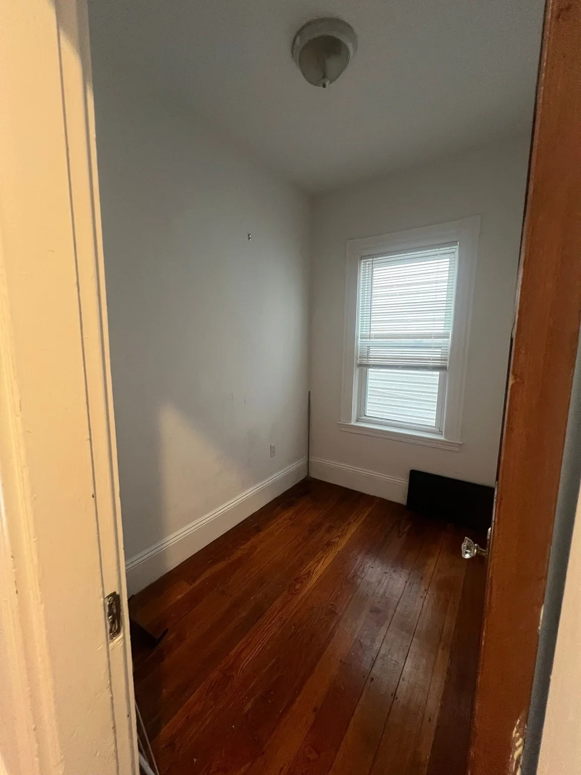 3 bed, 1 bath apartment for rent at 634 Dorchester Ave Unit 2, South Boston — photo 9 of 13