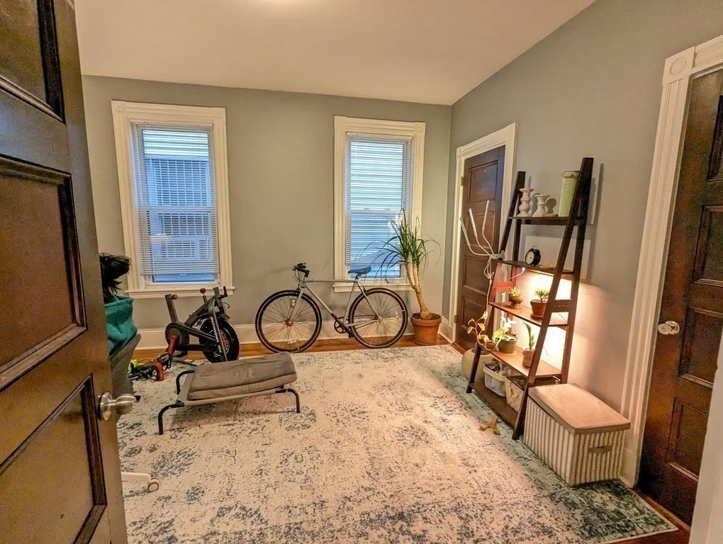 3 bed, 1 bath apartment for rent at 634 Dorchester Ave Unit 2, South Boston — photo 3 of 8