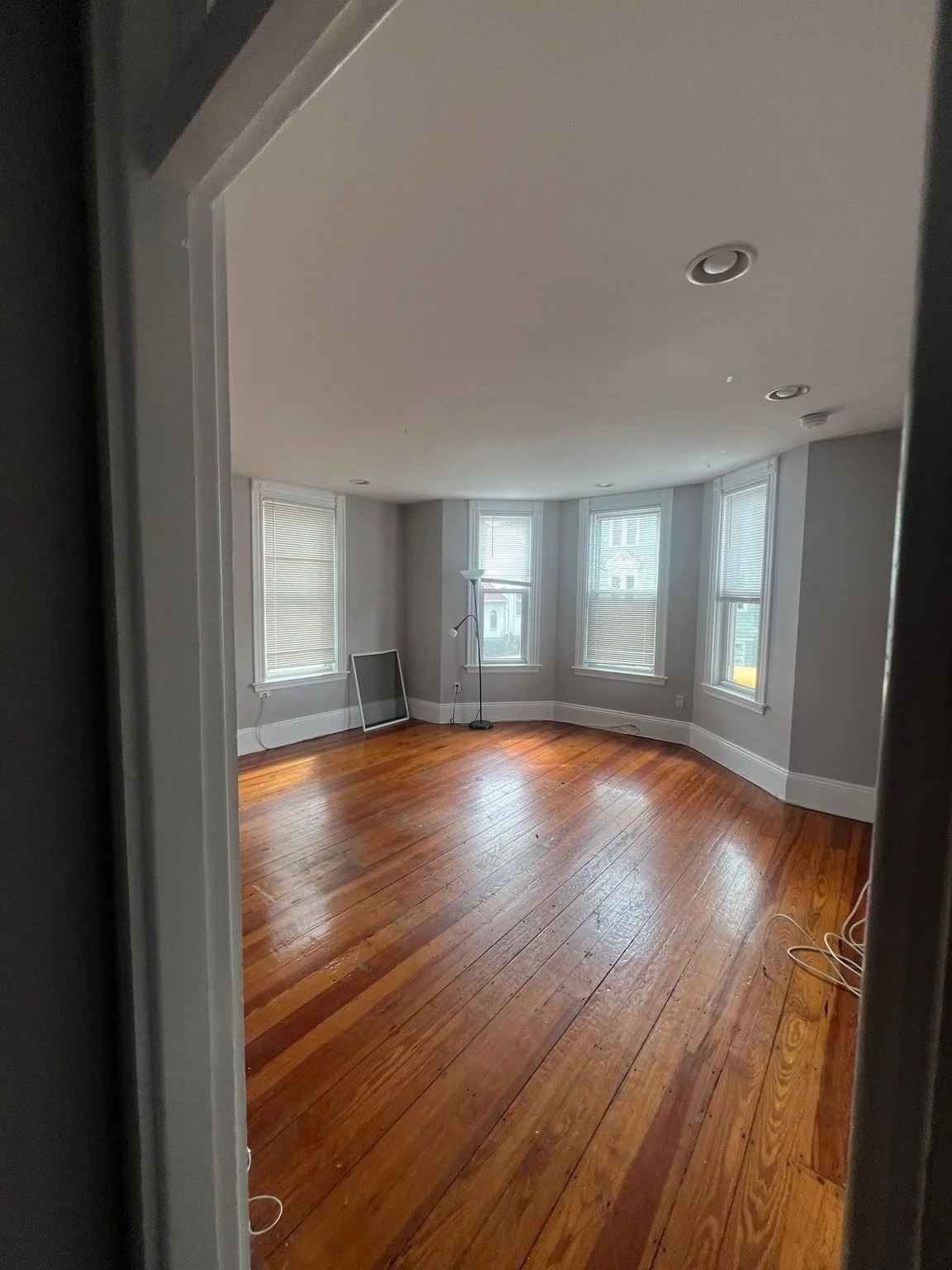 3 bed, 1 bath apartment for rent at 634 Dorchester Ave Unit 2, South Boston — photo 3 of 13