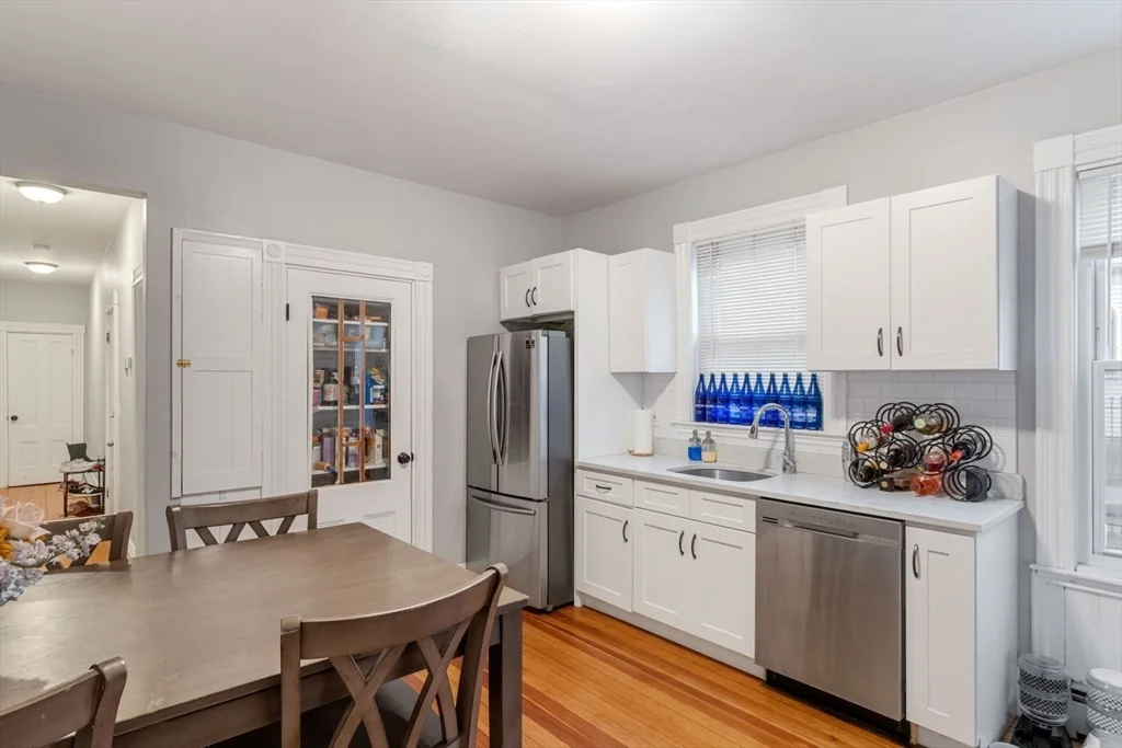4 bed, 1 bath apartment for rent at 635 Dorchester Ave Unit 1, South Boston — photo 4 of 23