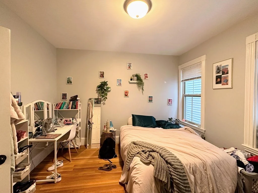 4 bed, 2 bath apartment for rent at 635 Dorchester Ave Unit 2, Boston — photo 13 of 17
