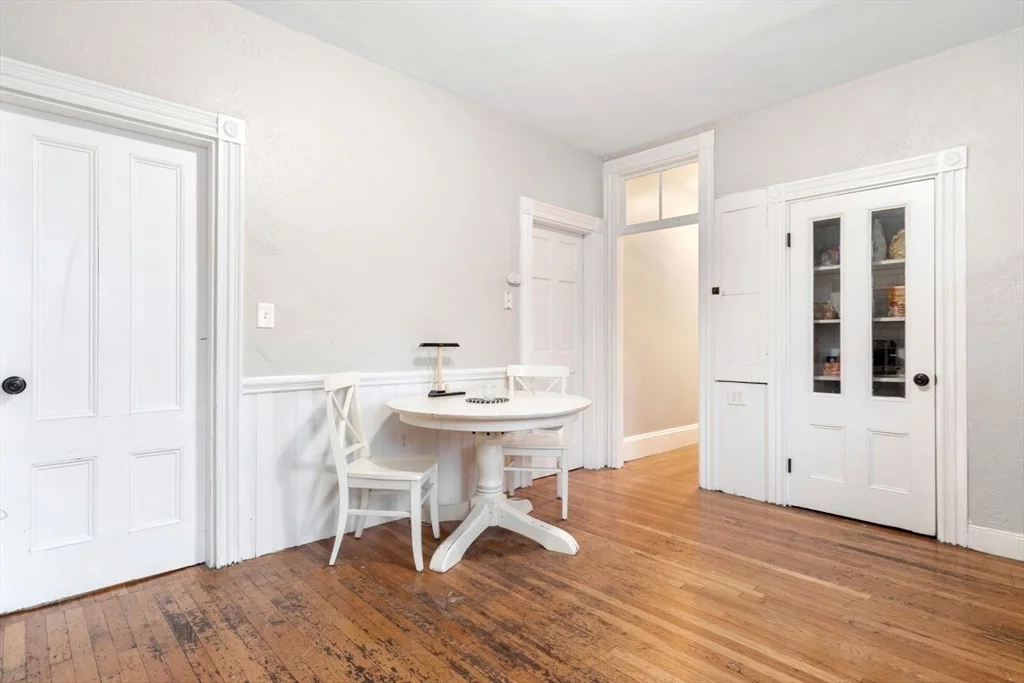 4 bed, 2 bath apartment for rent at 635 Dorchester Ave Unit 3, South Boston — photo 3 of 21
