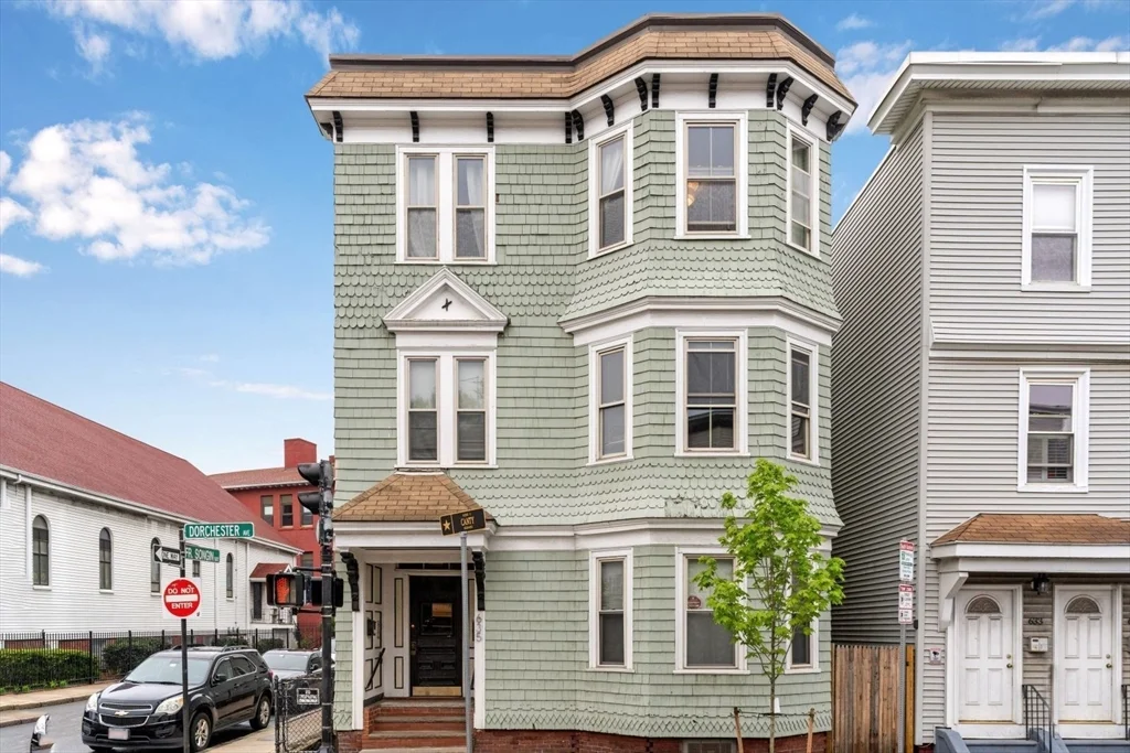 4 bed, 2 bath apartment for rent at 635 Dorchester Ave Unit 3, South Boston — photo 18 of 21