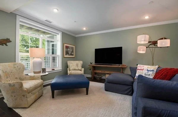 1 bed, 1 bath apartment for rent at 635 Old Post Rd Unit 104, Sharon — photo 2 of 10