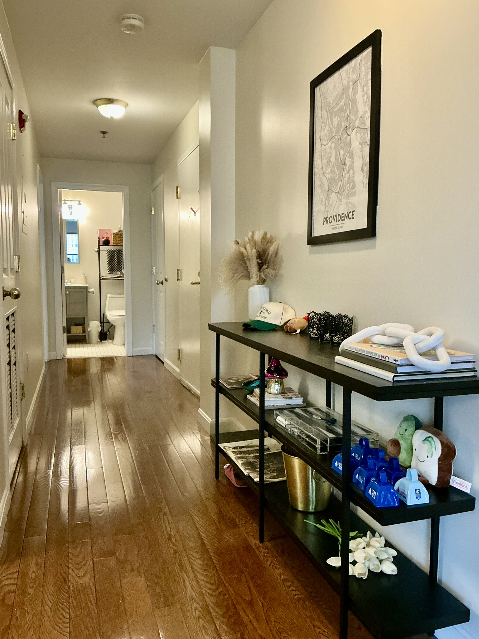 2 bed, 1 bath apartment for rent at 636 Beacon St Unit 303, Fenway — photo 2 of 32