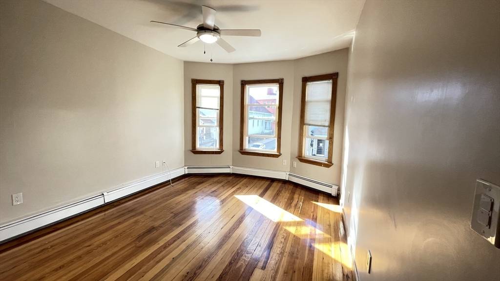 4 bed, 1.5 bath apartment for rent at 636 Dorchester Ave Unit 2, South Boston — photo 6 of 14