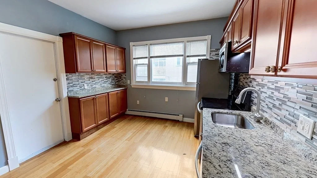 3 bed, 1.5 bath apartment for rent at 636 Dorchester Ave Unit 2A, South Boston — photo 3 of 12