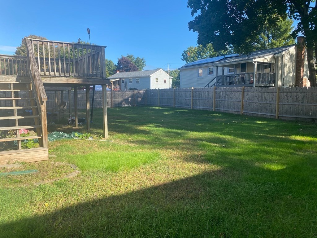 3 bed, 1 bath apartment for rent at 636 Torrey St Unit Right side, Brockton — photo 5 of 8
