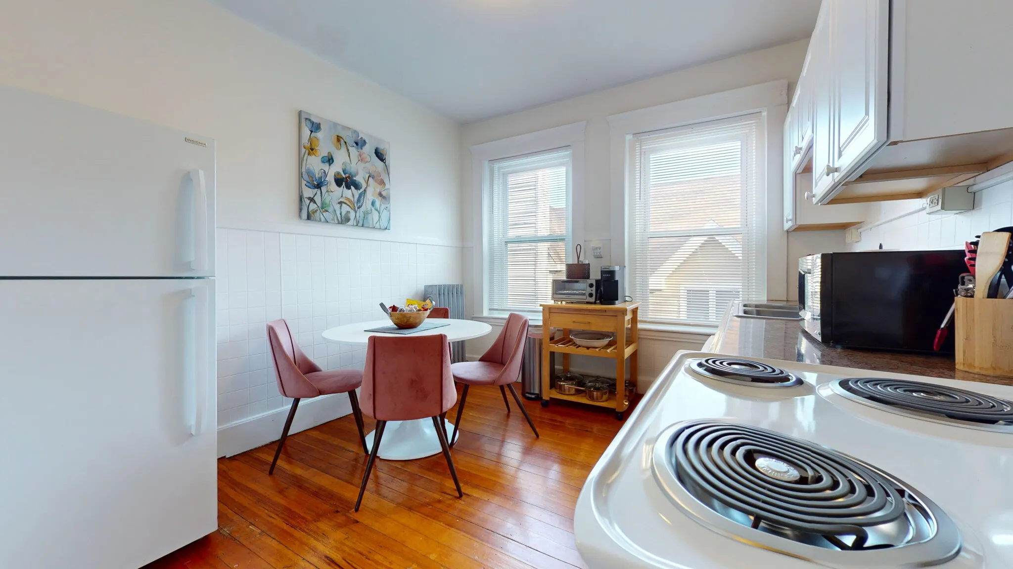 1 bed, 1 bath apartment for rent at 636 Washington St Unit 4, Aspinwall Hill — photo 4 of 14