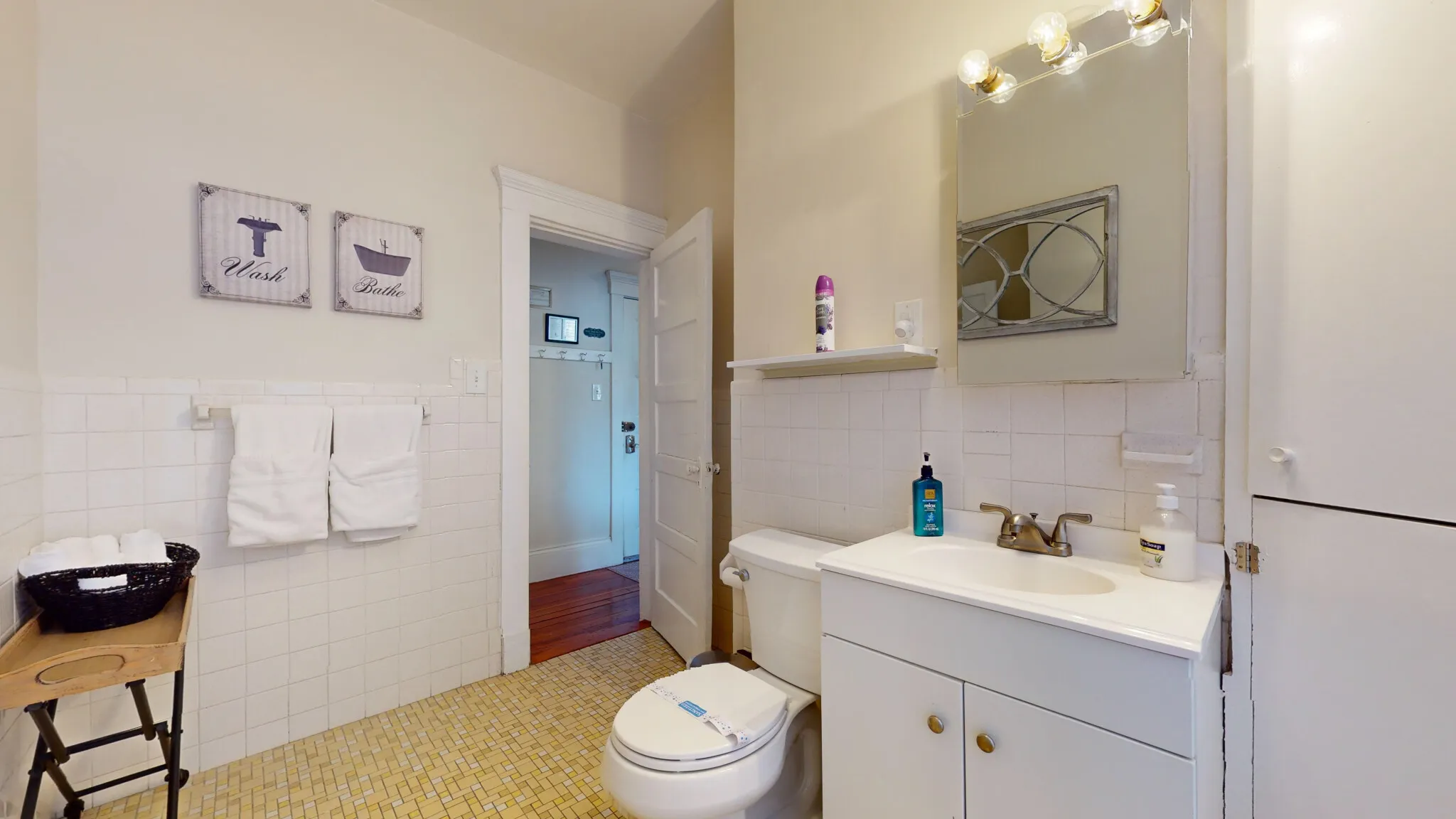 1 bed, 1 bath apartment for rent at 636 Washington St Unit 4, Aspinwall Hill — photo 11 of 14