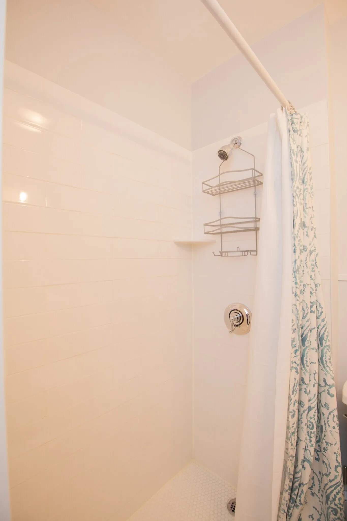 1 bed, 1 bath apartment for rent at 636 Washington St Unit 5, Aspinwall Hill — photo 17 of 19