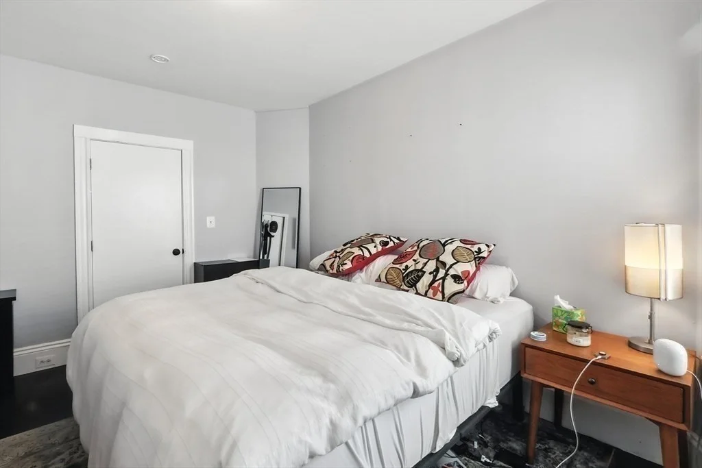 2 bed, 1 bath apartment for rent at 637 Broadway Unit 2, Everett — photo 9 of 14