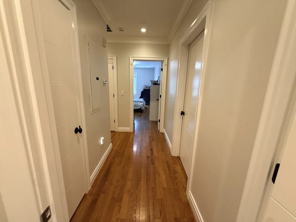 2 bed, 2 bath apartment for rent at 637 E 1st St Unit 204, South Boston — photo 25 of 37